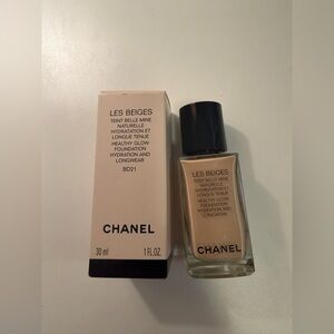 CHANEL Les Beiges Healthy Glow Foundation-BD21 (lig-med, golden undertone)*NIB*